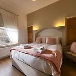 Holiday home Mount Terrace *