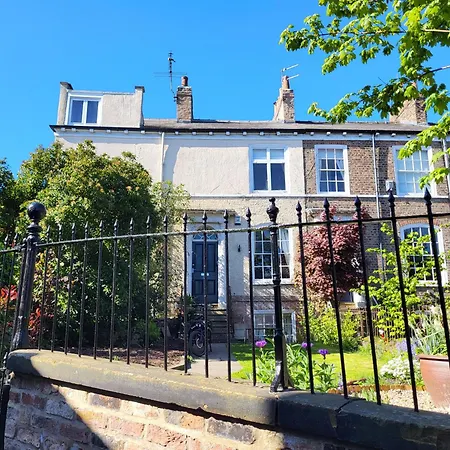 Mount Terrace * York