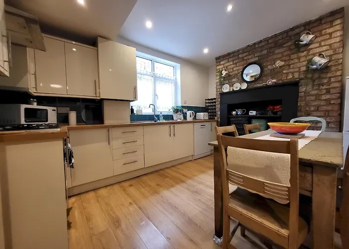 بيت للعطل Mount Terrace